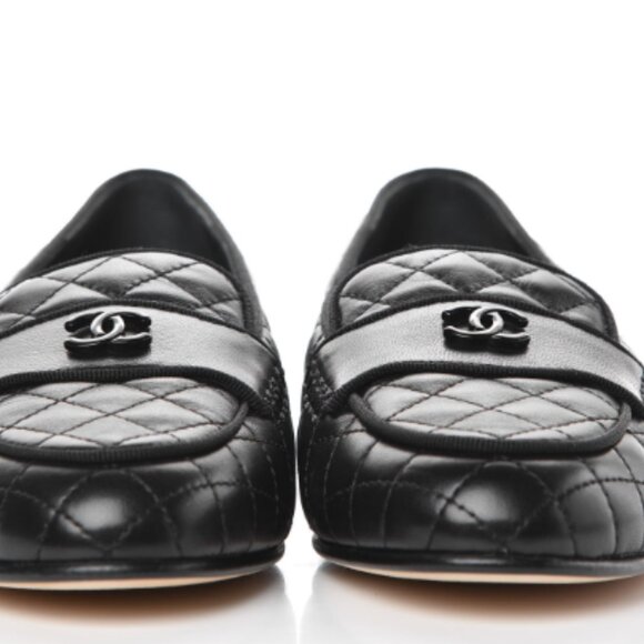 CHANEL Lambskin Quilted Womens CC Loafers - Picture 1 of 5